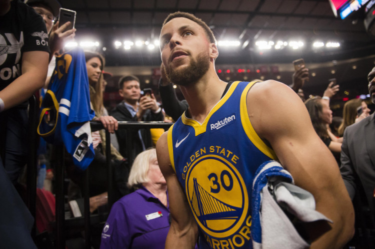 半场战报：勒沃库森1-0纽卡斯尔联，吉马良斯乌龙（半场快讯：勒沃库森1-0暂领先纽卡斯尔联，吉马良斯自摆乌龙）