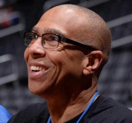 弗拉霍维奇晒龙珠悟空恢复照：手术很顺利，感谢大家（手术顺利！弗拉霍维奇晒悟空康复照，向大家致谢）