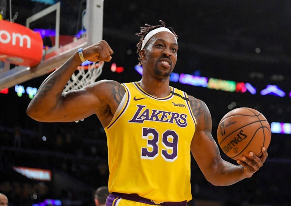 成都1-1新鹏城，安永佳闪击，费利佩建功（成都与新鹏城1比1战平：安永佳闪电破门，费利佩扳平比分）