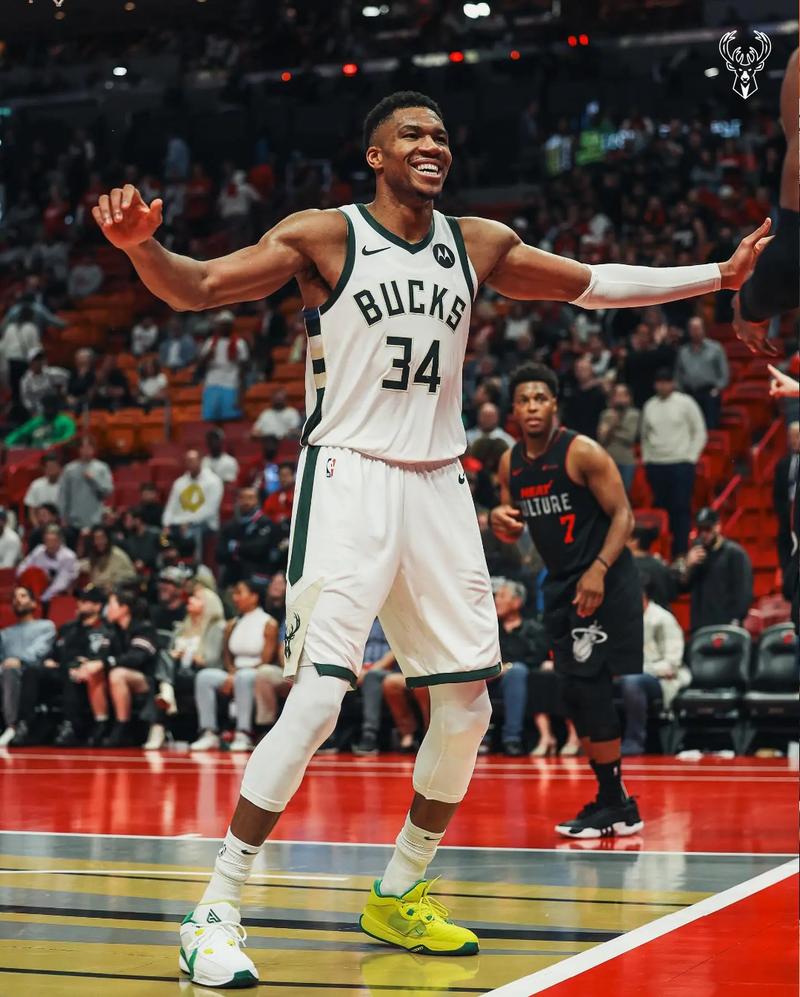 皇马内乱升级！阿隆索失控更衣室，库尔图瓦孤独发声背后的真相（皇马风波升级：阿隆索难控更衣室，库尔图瓦孤身发声背后真相）