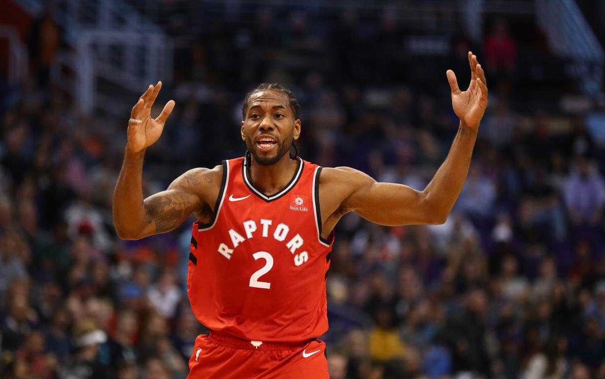 迪巴拉：如今人们太多时间对着屏幕，我们应该多去户外看看（迪巴拉建议：放下屏幕，去户外走走）