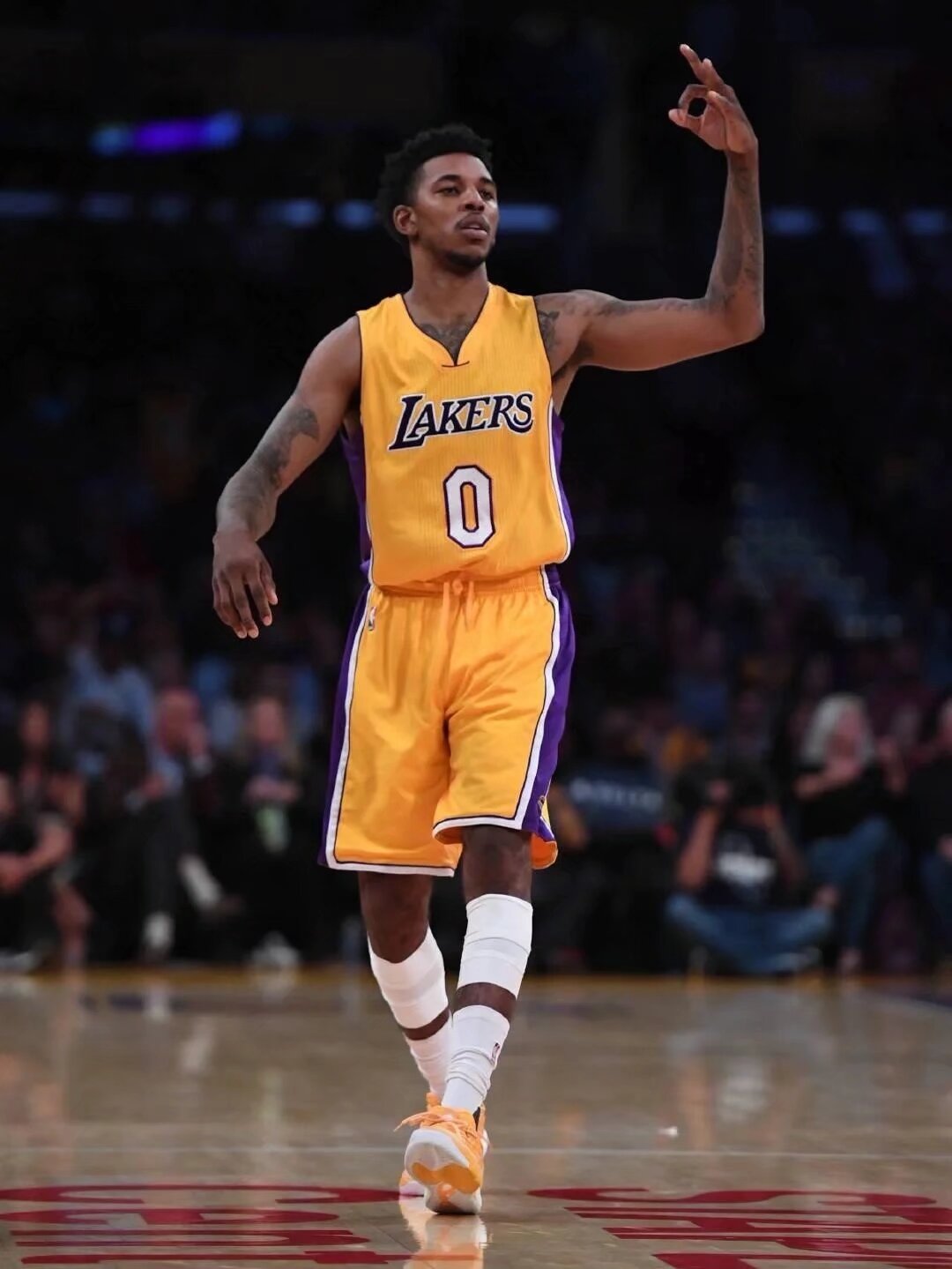 国乒新增一位世界冠军！林诗栋全勤 王楚钦三线作战（国乒再添世界冠军！林诗栋全勤出战，王楚钦三线并进）