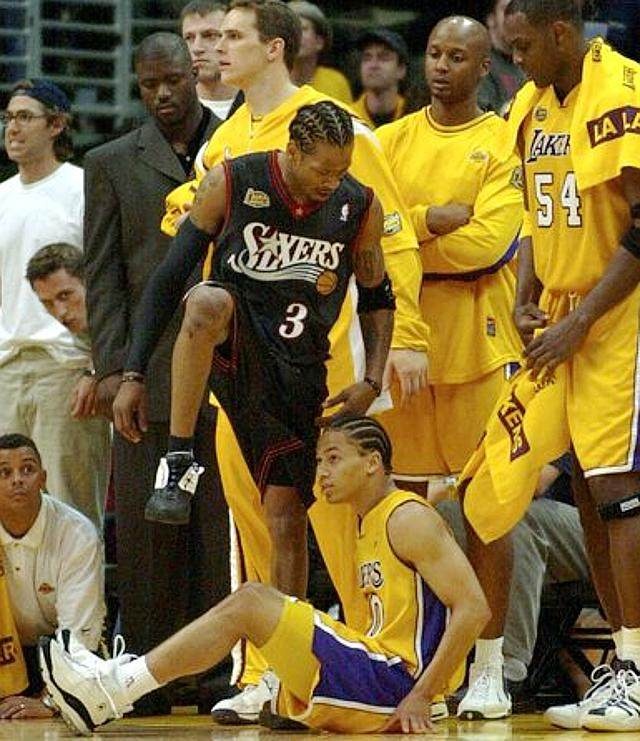 巴萨迎战特内里费，冲击积分榜优势 ｜ 女子足球联赛精彩前瞻（女足联赛前瞻：巴萨对阵特内里费，力争扩大榜首优势）