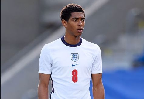 NBA战报：字母哥缺席，杰明17分，篮网127-82狂胜雄鹿（NBA快讯：字母哥缺阵，杰明拿下17分，篮网127-82大胜雄鹿）