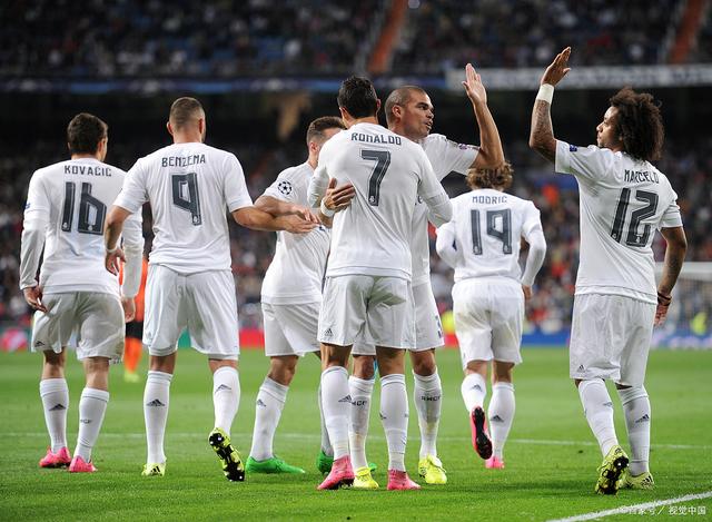 【2025中超总结之大连英博】打造亚洲第一主场（【2025中超盘点·大连英博】锻造亚洲顶级主场）