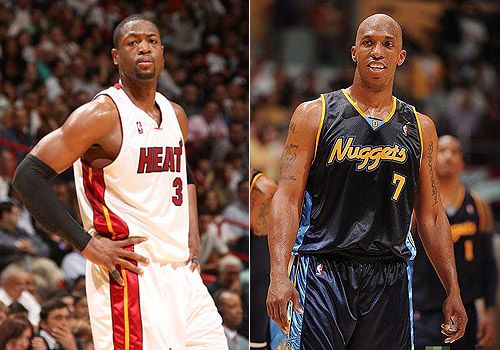 官方：奥斯梅恩左腿筋中度拉伤，欧冠3战6球射手将缺席（官方：欧冠3战轰6球的奥斯梅恩左腿腘绳肌中度受伤，将缺阵）