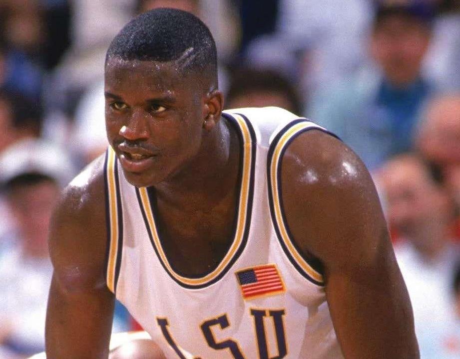 范加尔：如果阿贾克斯听我的，他们将在两三年内恢复正常（范加尔：若阿贾克斯采纳我的建议，两三年内就能重回正轨）