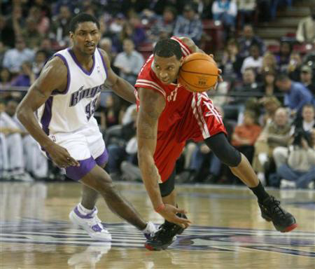 王燊超：后点射门进球是我的特点，队里每个人都是被需要的（王燊超：后点抢射是我的招牌，全队每个人都不可或缺）