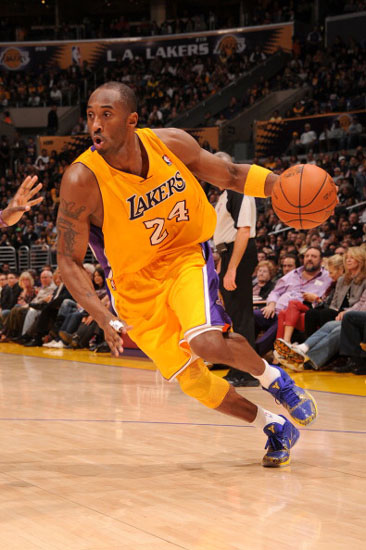 队史最佳开局！宁波击败深圳后，2胜1负升至积分榜第7（宁波创队史最佳开局！击败深圳后以2胜1负升至积分榜第7位）