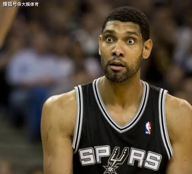 随着掘金130-131爆冷，NBA最新积分榜出炉：火箭利好，西部太乱了！（掘金130-131爆冷告负，NBA积分榜更新：火箭受益，西部愈发混乱）