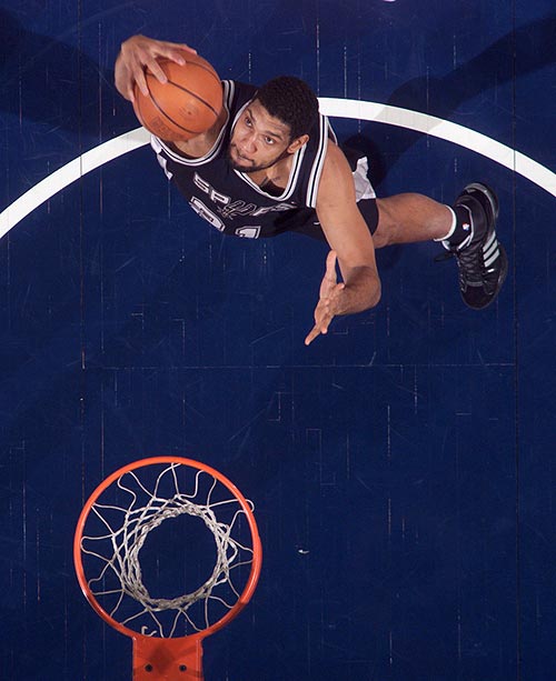 拜仁vs弗赖堡全场数据：控球率72-28，射门14-5（拜仁战弗赖堡全场统计：控球72%-28%，射门14比5）