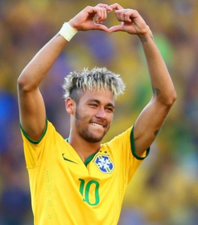 安布：邵佳一与此前的混乱划清界限，是国足非常好的主帅人选（安布：邵佳一已与过往混乱切割，堪称国足主帅的上佳人选）