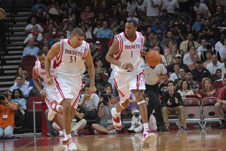 皇马官方：库尔图瓦确诊病毒性肠胃感染，将缺席下场欧冠（皇马官宣：库尔图瓦确诊病毒性胃肠炎，将缺席下一场欧冠比赛）