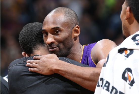 国王杯战报：姆巴佩梅开二度+造乌龙，皇马3-2塔拉维亚（国王杯速递：姆巴佩双响+造乌龙，皇马3-2险胜塔拉维亚）