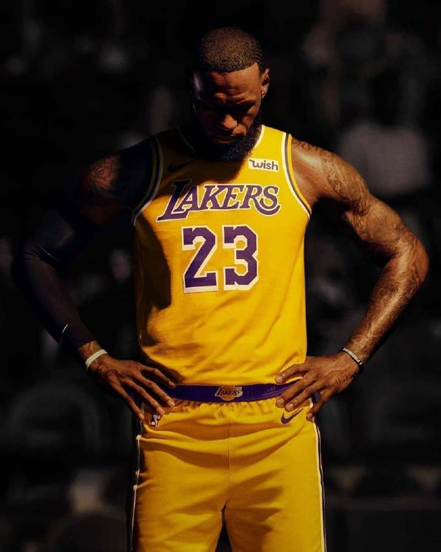 基德：球队非常需要莱夫利，希望他能早日明确治疗方案（基德：球队亟需莱夫利，盼其尽快明确治疗方案）