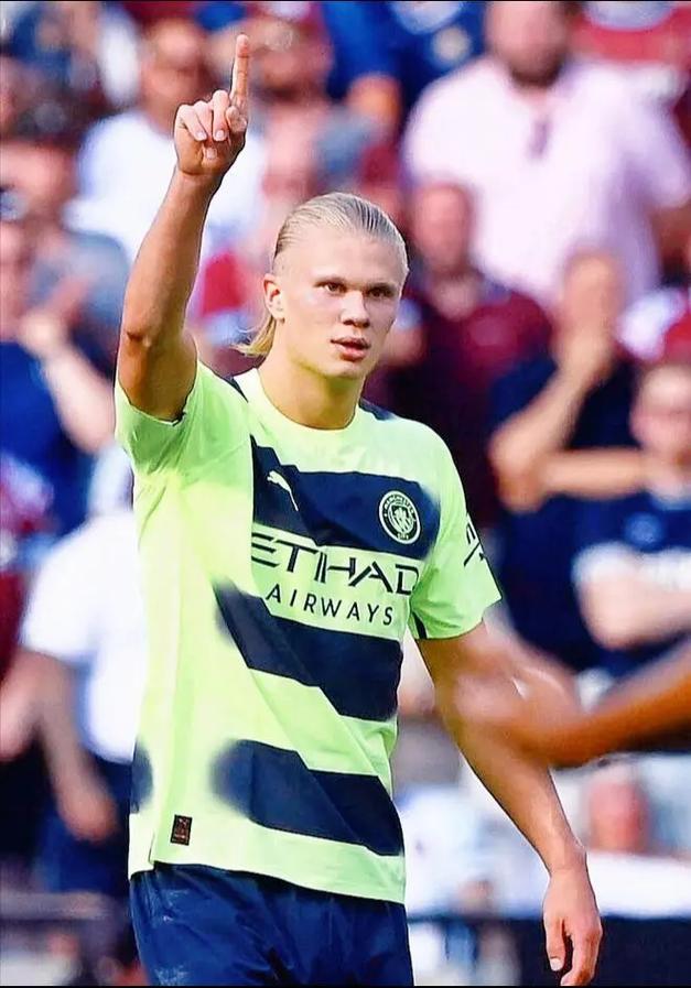 穆雷赛季表现惊人，场均得分突破25分（穆雷本季火力全开，场均得分超过25分）