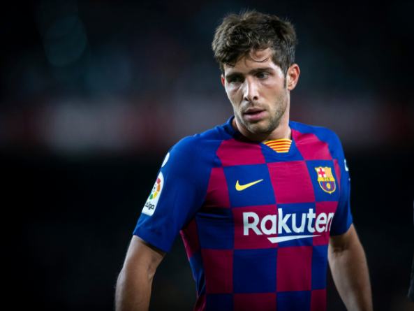 科贝：维尼修斯、82等人不满阿隆索，姆巴佩、裤袜等人支持他（科贝：维尼修斯、82等人对阿隆索不满，姆巴佩、裤袜等力挺阿隆索）