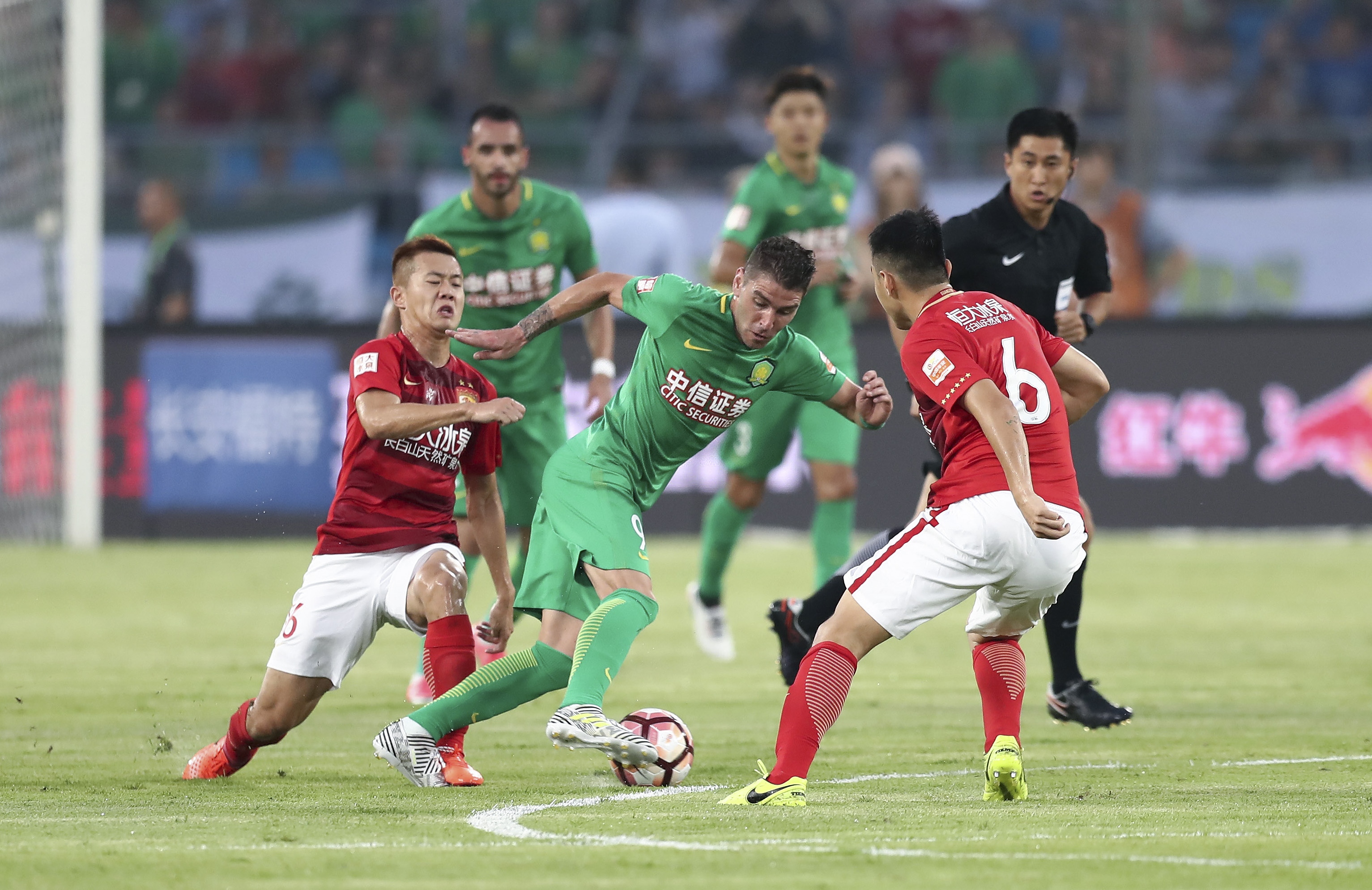 值得培养！王洪泽5中4拿到9分4板3助 正负值+30（潜力可期！王洪泽5投4中砍下9分4板3助，正负值+30）