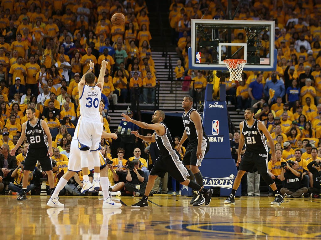 彻底废了！哈登最强带刀侍卫官宣伤停数周，球迷怒斥詹姆斯太肮脏（重创来袭！哈登最强带刀侍卫官宣伤停数周，球迷怒批詹姆斯动作不干净）